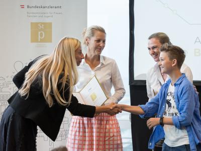 2. Platz in der Kategorie Private Wirtschaftsunternehmen bis 20 Mitarbeiter/innen: hrdiamonds Personal, Management und Organisationsentwicklung GmbH