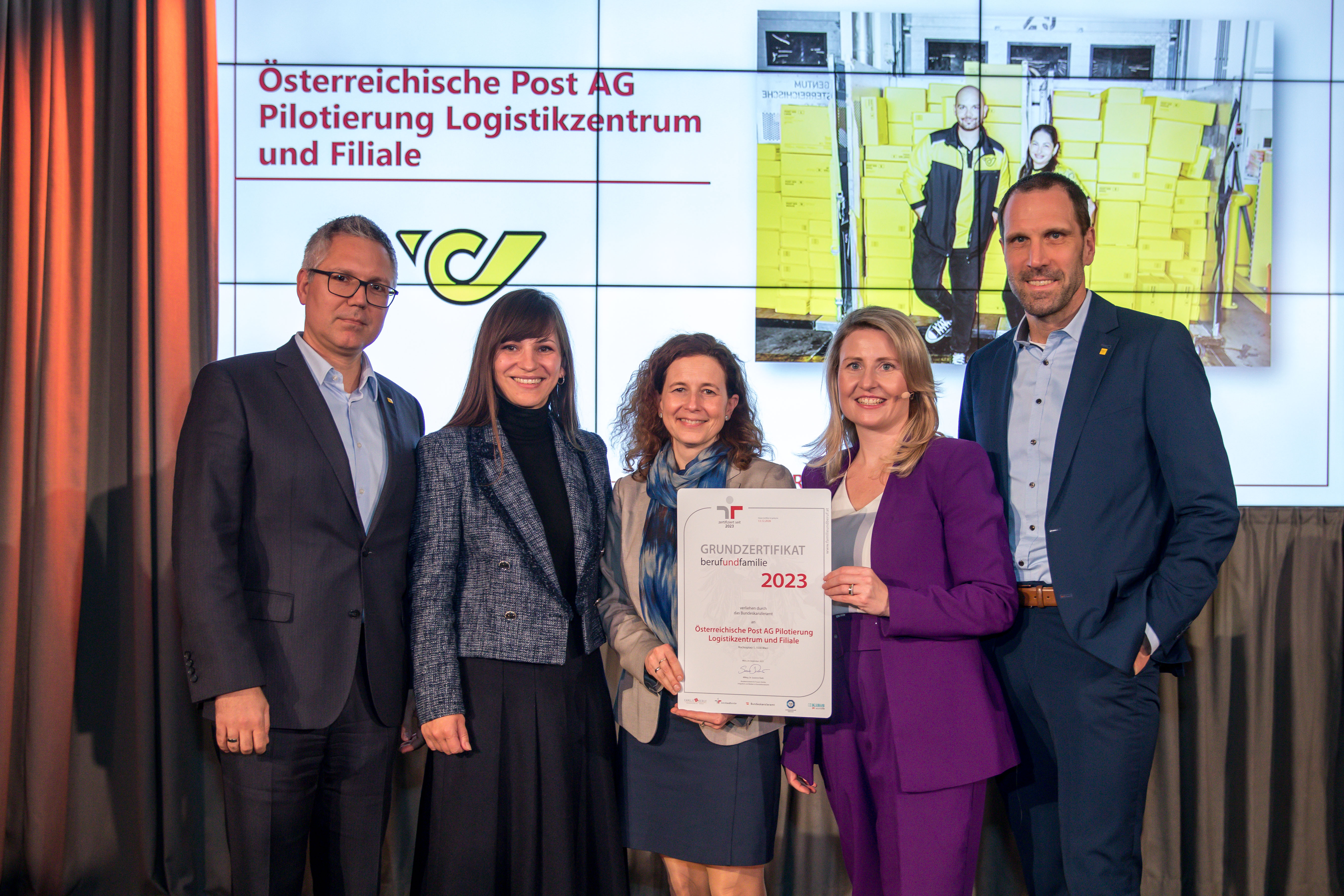 Österreichische Post AG Pilotierung Logistikzentrum und Filiale