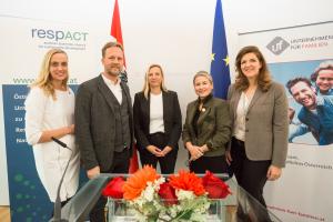 Business Lunch: Familienfreundlichkeit bringt Unternehmen messbare Vorteile Business Lunch: Familienfreundlichkeit bringt Unternehmen messbare Vorteile