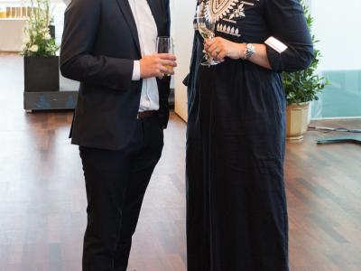 Jakob Schönherr, Head of Business Developement bei kununu mit der Geschäftsführerin der Familie & Beruf Management GmbH Elisabeth Wenzl