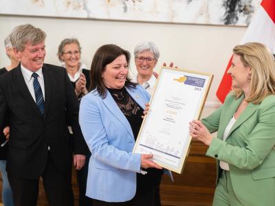 Gemeinde Oberndorf in Tirol mit FBM MMag. Dr. Susanne Raab